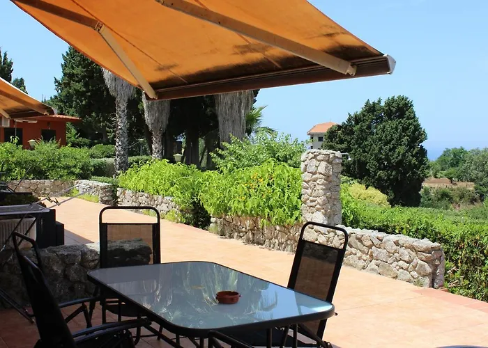 בית כפרי Ruralia *