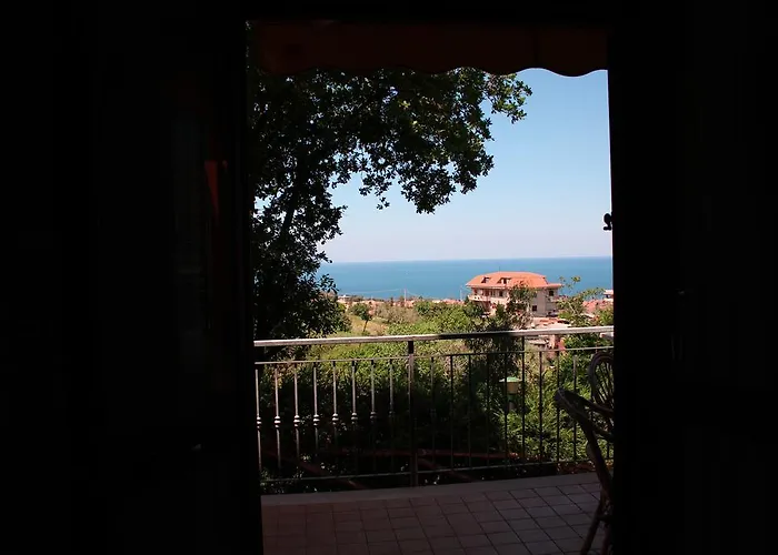 鲁拉利亚乡村民宿 *